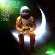 Le texte musical HALLUCINATIONS de ANGELS & AIRWAVES est également présent dans l'album Love (2010)