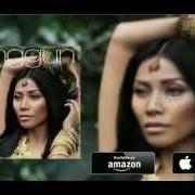 Le texte musical EST-CE QUE TU VIENDRAS? de ANGGUN est également présent dans l'album Toujours un ailleurs (2015)