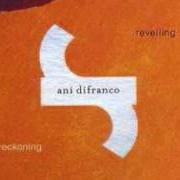 Le texte musical HEARTBREAK EVEN de ANI DIFRANCO est également présent dans l'album Revelling reckoning