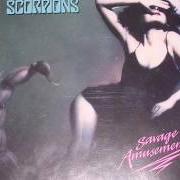 Le texte musical WE LET IT ROCK...YOU LET IT ROLL de SCORPIONS est également présent dans l'album Savage amusement (1988)