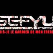 Le texte musical PLUS + de SEFYU est également présent dans l'album Suis-je le gardien de mon frère? (2008)