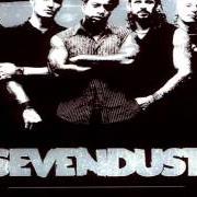 Le texte musical PIECES de SEVENDUST est également présent dans l'album Next (2005)