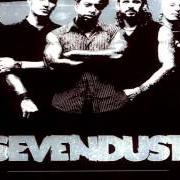 Le texte musical THIS LIFE de SEVENDUST est également présent dans l'album Next (2005)