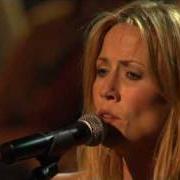 Le texte musical LIFETIMES de SHERYL CROW est également présent dans l'album Wild flower