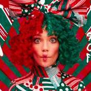 Le texte musical ROUND AND ROUND de SIA est également présent dans l'album Everyday is christmas (2017)