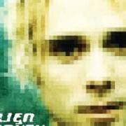 Le texte musical STRONGER de SKILLET est également présent dans l'album Alien youth (2001)