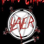 Le texte musical CAPTOR OF SIN de SLAYER est également présent dans l'album Haunting the chapel (1984)