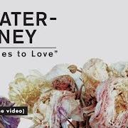 Le texte musical FADE de SLEATER-KINNEY est également présent dans l'album No cities to love (2015)
