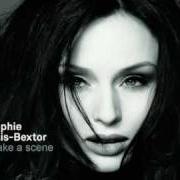 Le texte musical BITTERSWEET de SOPHIE ELLIS BEXTOR est également présent dans l'album Straight to the heart