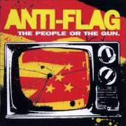 Le texte musical WE ARE THE ONE de ANTI-FLAG est également présent dans l'album The people or the gun (2009)
