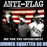Le texte musical NO MORE DEAD de ANTI-FLAG est également présent dans l'album Die for the government (1996)