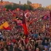 Le texte musical ROMA ROMA de ANTONELLO VENDITTI est également présent dans l'album Circo massimo (1983)