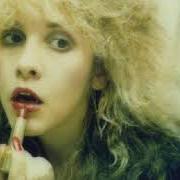 Le texte musical HAS ANYONE EVER WRITTEN ANYTHING FOR YOU de STEVIE NICKS est également présent dans l'album Rock a little (1985)