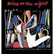 Le texte musical TEA IN THE SAHARA de STING est également présent dans l'album Bring on the night (1986)