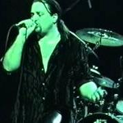 Le texte musical FALLEN / TRANSCENDENCE de SYMPHONY X est également présent dans l'album Live on the edge of forever (2001)