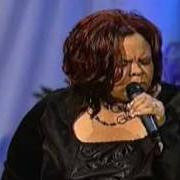 Le texte musical YOU DESERVE MY PRAISE de TAMELA MANN est également présent dans l'album Gotta keep movin' (2005)