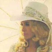 Le texte musical WOMAN TO WOMAN de TAMMY WYNETTE est également présent dans l'album The essential tammy wynette (2013)