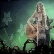 Le texte musical COME IN WITH THE RAIN [PLATINUM EDITION] de TAYLOR SWIFT est également présent dans l'album Fearless (2008)