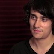 Le texte musical THINKING UNDERAGE de TEDDY GEIGER est également présent dans l'album Underage thinking (2006)