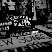 Le texte musical DEAD WRONG de TERROR est également présent dans l'album Keepers of the faith (2010)
