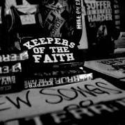 Le texte musical DEFIANT de TERROR est également présent dans l'album Keepers of the faith (2010)