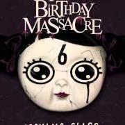 Le texte musical I THINK WE'RE ALONE NOW de THE BIRTHDAY MASSACRE est également présent dans l'album Looking glass (2008)