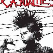 Le texte musical SOCIAL OUTCAST de THE CASUALTIES est également présent dans l'album Under attack (2006)