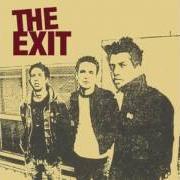 Le texte musical WORTHLESS de THE EXIT est également présent dans l'album New beat (2002)
