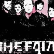Le texte musical DESPERATE GUYS de THE FAINT est également présent dans l'album Wet from birth (2004)
