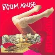 Le texte musical HELP IN THE HEAD de THE FAINT est également présent dans l'album Doom abuse (2014)