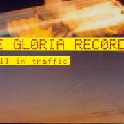 Le texte musical TIRED AND UNINSPIRED de THE GLORIA RECORD est également présent dans l'album A lull in traffic (2000)