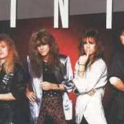 Le texte musical LISTEN TO YOUR HEART de TNT est également présent dans l'album Tell no tales (1987)