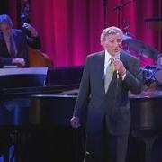 Le texte musical CHRISTMAS TIME IS HERE de TONY BENNETT est également présent dans l'album A swingin' christmas