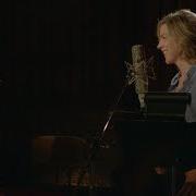 Le texte musical BUT NOT FOR ME (DIANA KRALL SOLO) de TONY BENNETT est également présent dans l'album Love is here to stay (2018)