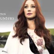 Le texte musical SHATTERING SEA de TORI AMOS est également présent dans l'album Night of hunters (2011)