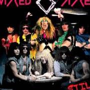 Le texte musical S.M.F. de TWISTED SISTER est également présent dans l'album Still hungry (2004)