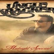 Le texte musical NOBODY'S SAD ON A SATURDAY NIGHT de UNCLE KRACKER est également présent dans l'album Midnight special (2012)