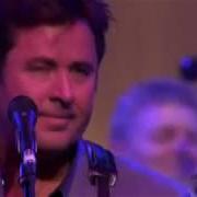 Le texte musical SOME THINGS NEVER GET OLD de VINCE GILL est également présent dans l'album These days - some things never get old (disc 3) (2006)