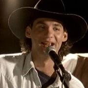 Le texte musical KENTUCKY BLUEBIRD de WADE HAYES est également présent dans l'album Old enough to know better (1995)