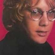 Le texte musical JOHNNY STRIKES UP THE BAND de WARREN ZEVON est également présent dans l'album Excitable boy (1978)