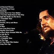 Le texte musical DON'T YOU THINK THIS OUTLAW BIT'S DONE GOT OUT OF HAND de WAYLON JENNINGS est également présent dans l'album Ultimate waylon jennings (2004)