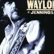 Le texte musical RINGS OF GOLD de WAYLON JENNINGS est également présent dans l'album Only daddy that'll walk the line