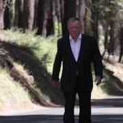 Le texte musical CHANGE de WILLIAM SHATNER est également présent dans l'album Ponder the mystery (2013)