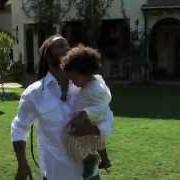 Le texte musical TAKE ME TO JAMAICA de ZIGGY MARLEY est également présent dans l'album Family time (2009)