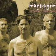 Le texte musical NON DIRE NIENTE de IL PARTO DELLE NUVOLE PESANTI est également présent dans l'album Magnagrecia (2010)