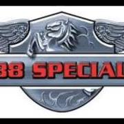 Le texte musical GYPSY BELLE de 38 SPECIAL est également présent dans l'album 38 special (1977)