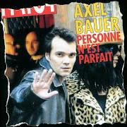 Le texte musical LAISSE VENIR de AXEL BAUER est également présent dans l'album Simple mortel (1998)