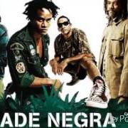 Le texte musical NA FRENTE DA TV de CIDADE NEGRA est également présent dans l'album Hits (1999)
