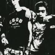 Turn on the distortion! Turn on the distortion!