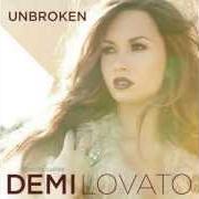 Le texte musical HOLD UP de DEMI LOVATO est également présent dans l'album Unbroken (2011)